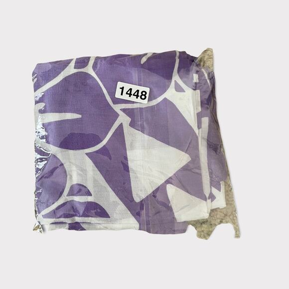 Mango Republic Large Purple/White Print Scarf / Beach Cover Up / Wrap - Picture 9 of 9